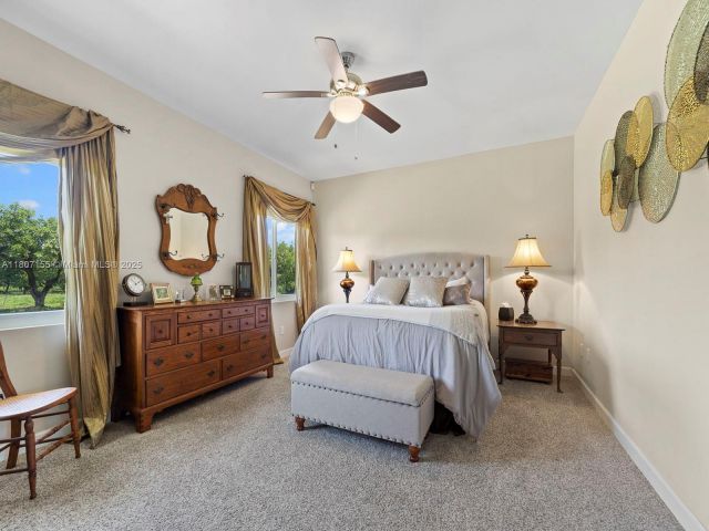 Продажа дома по адресу 15150 SW 240th St - фото 6053753