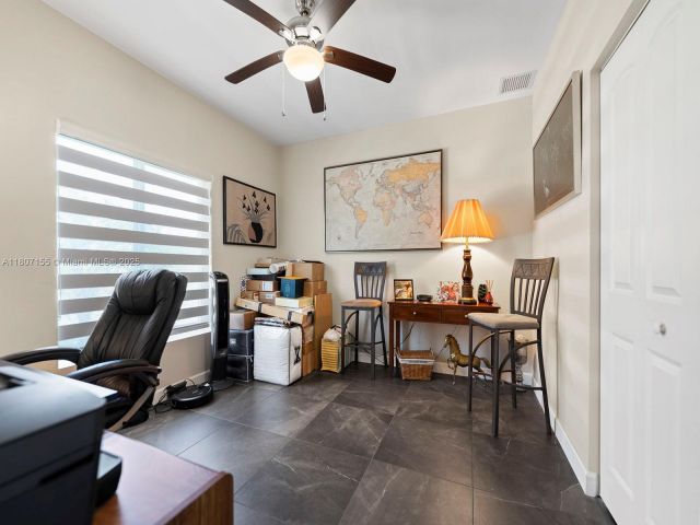 Продажа дома по адресу 15150 SW 240th St - фото 6053754