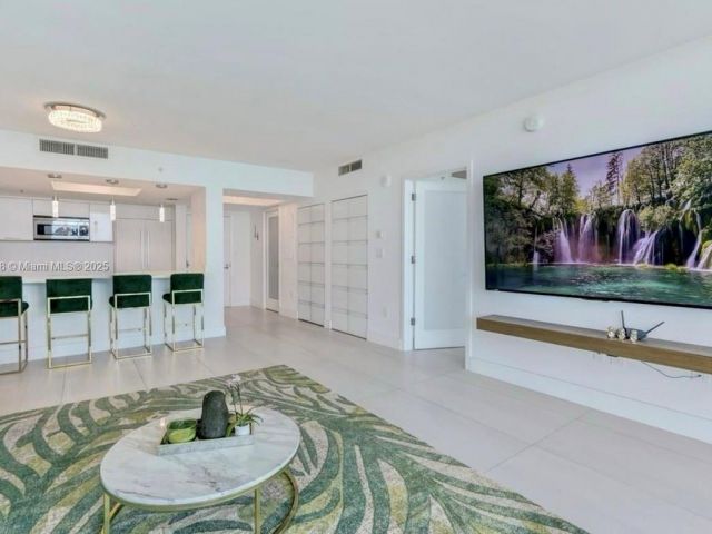 Продажа квартиры #3707 - фото 6056448