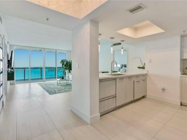 Продажа квартиры #3707 - фото 6056450