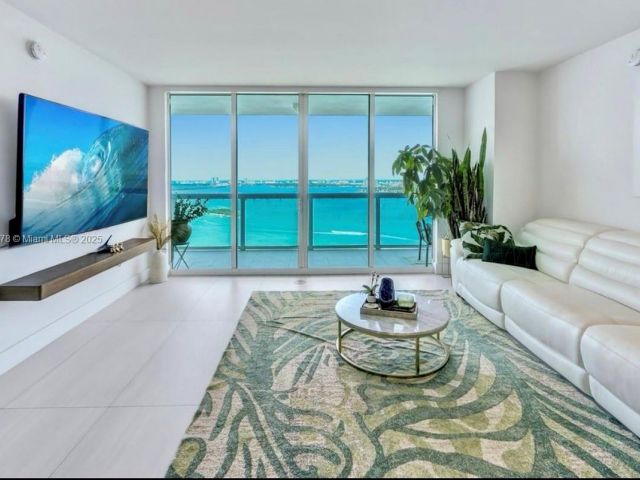 Продажа квартиры #3707 - фото 6056451