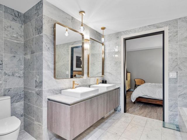 Продажа квартиры #3510 - фото 6055676