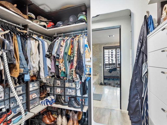 Продажа квартиры #3510 - фото 6055679