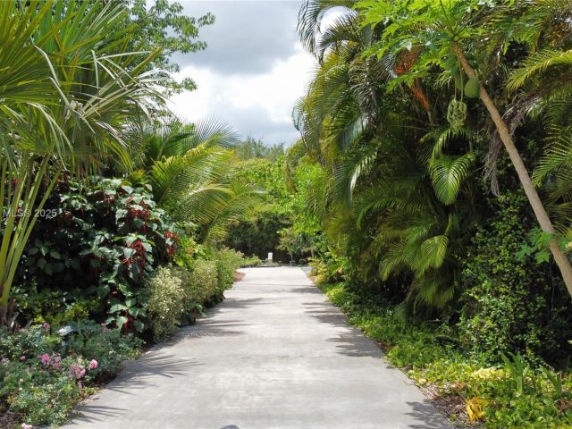 Продажа дома по адресу 16970 SW 264th St - фото 6087520