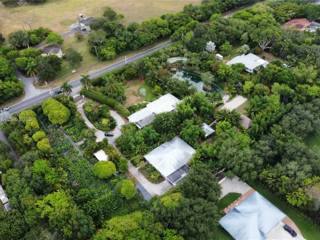 Продажа дома по адресу 16970 SW 264th St - фото 6087526