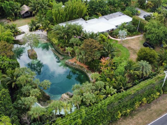 Продажа дома по адресу 16970 SW 264th St - фото 6087532