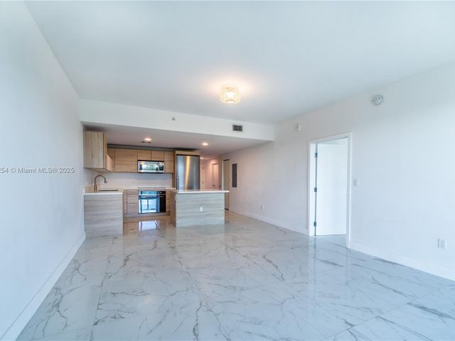 Продажа квартиры #417 - фото 6060879