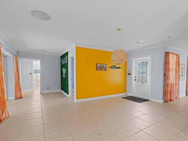 Продажа дома по адресу 2650 NE 22nd Street - фото 6524598