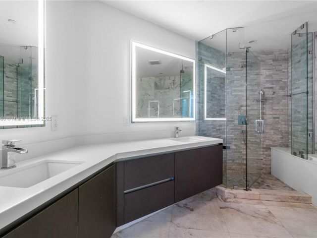 Продажа квартиры #1409 - фото 6056156