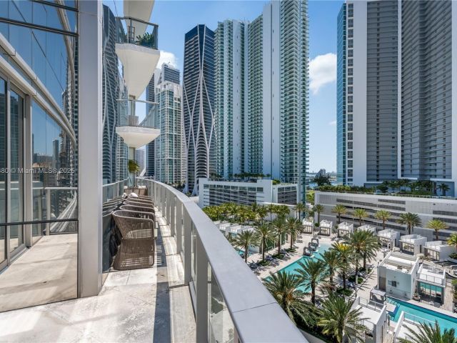 Продажа квартиры #1409 - фото 6056159