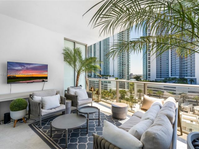 Продажа квартиры #1409 - фото 6056160