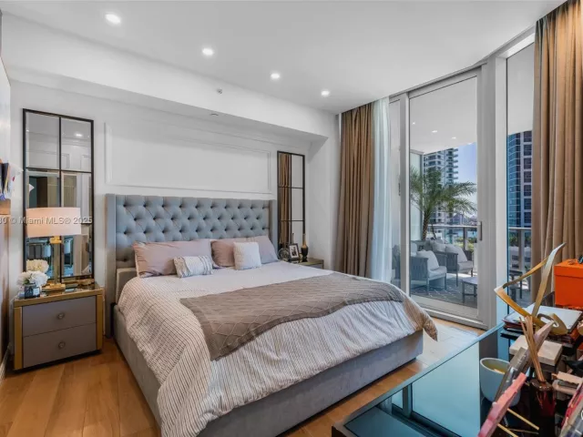 Продажа квартиры #1409 - фото 6056157