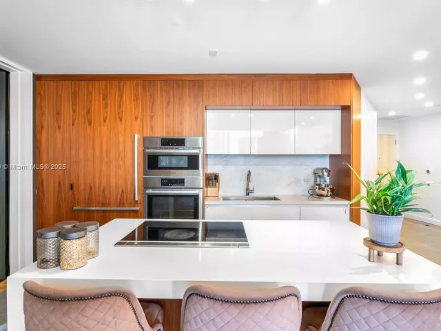 Продажа квартиры #1409 - фото 6056158