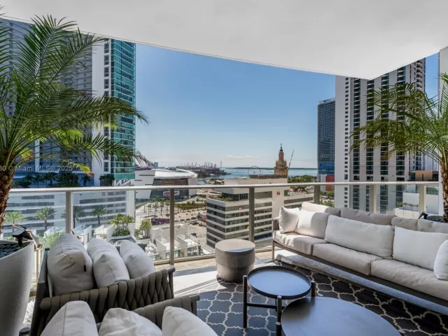 Продажа квартиры #1409 - фото 6056164