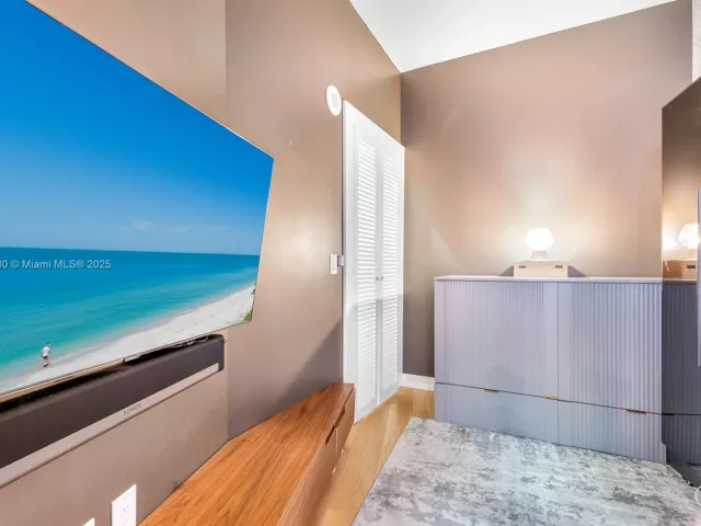 Продажа квартиры #1409 - фото 6056152