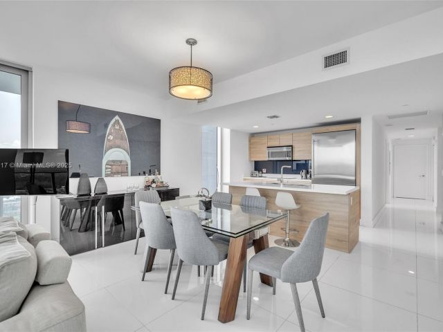 Продажа квартиры #2707 - фото 6060865