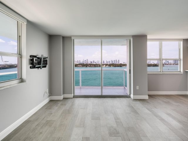 Продажа квартиры #701 - фото 6061152