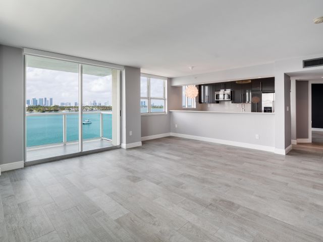 Продажа квартиры #701 - фото 6061166