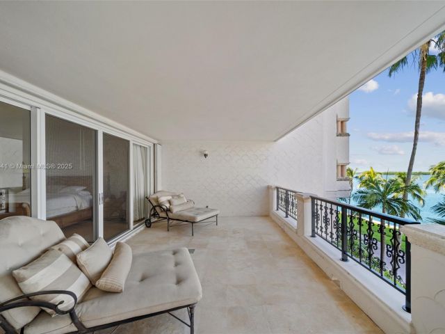 Продажа квартиры #5235 - фото 6060822