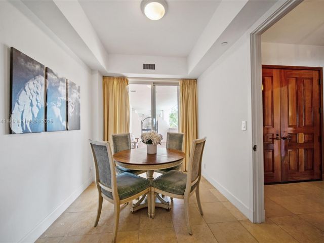 Продажа квартиры #5235 - фото 6060831