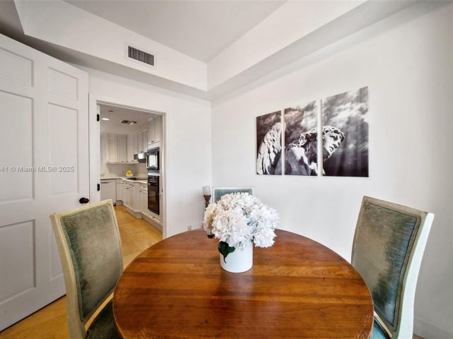 Продажа квартиры #5235 - фото 6060832