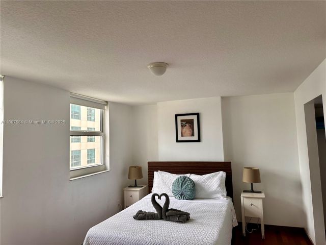 Квартира в аренду номер2824 - фото 6061200