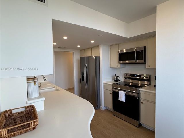 Квартира в аренду номер700 - фото 6077473