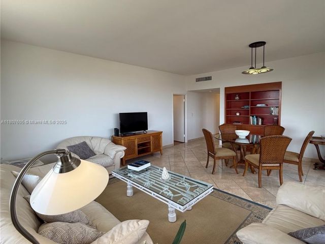 Квартира в аренду номер700 - фото 6077488