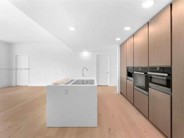 Продажа квартиры #7B - фото 6112052