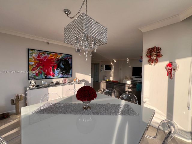 Продажа квартиры # - фото 6219342