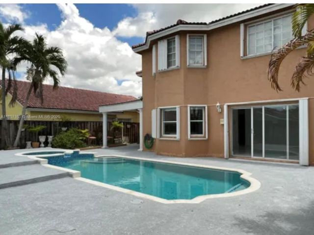 Продажа дома по адресу 16461 SW 100th Ter - фото 6077892