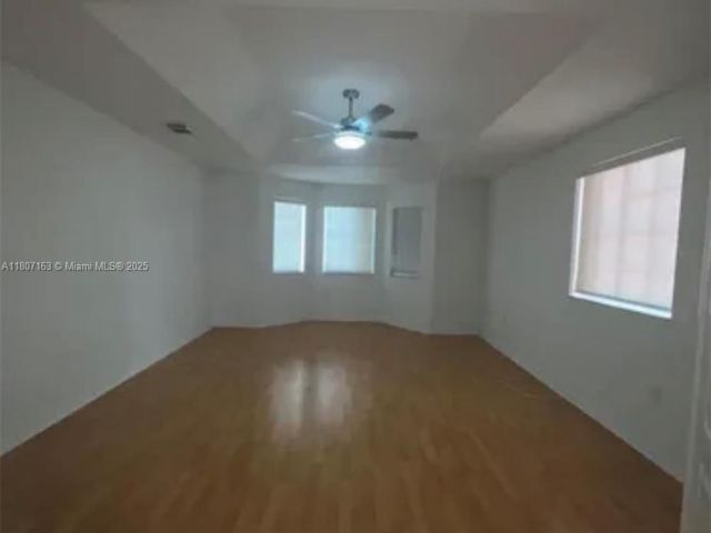 Продажа дома по адресу 16461 SW 100th Ter - фото 6077896