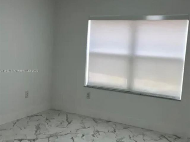 Продажа дома по адресу 16461 SW 100th Ter - фото 6077897