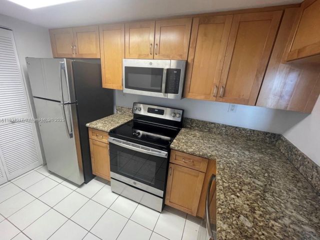 Продажа квартиры #1206 - фото 6061138