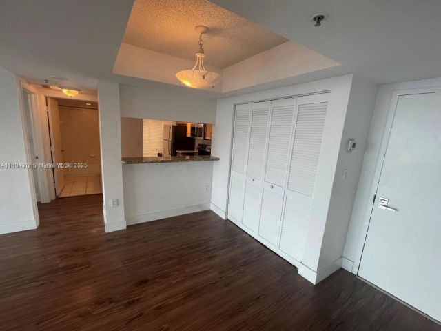 Продажа квартиры #1206 - фото 6061145