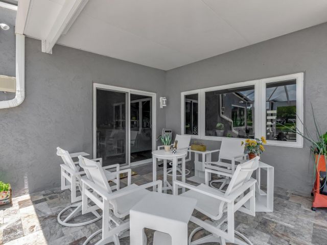 Продажа дома по адресу 7716 Cedarwood Circle - фото 6075194