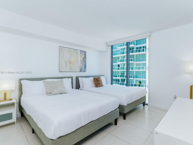 Продажа квартиры #2408 - фото 6061410