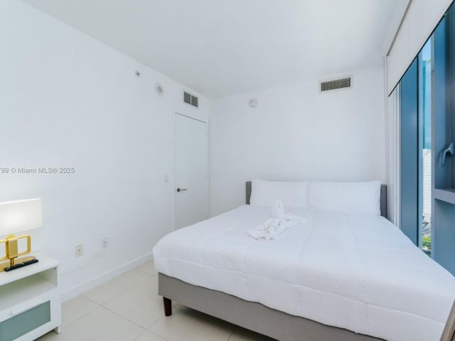 Продажа квартиры #2408 - фото 6061411