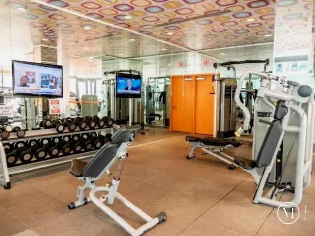 Продажа квартиры #2408 - фото 6061402