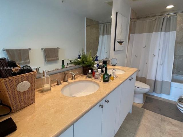 Квартира в аренду номер2305E - фото 6061333