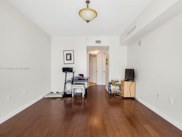 Продажа квартиры #1604E - фото 6065422