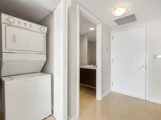 Продажа квартиры #1604E - фото 6065434