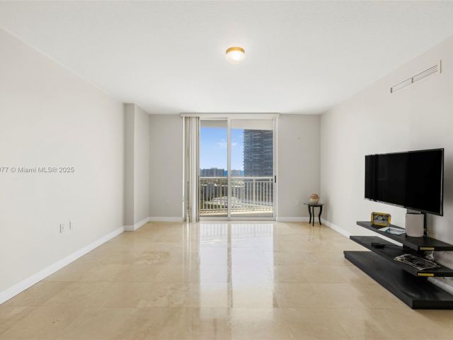 Продажа квартиры #1604E - фото 7436013