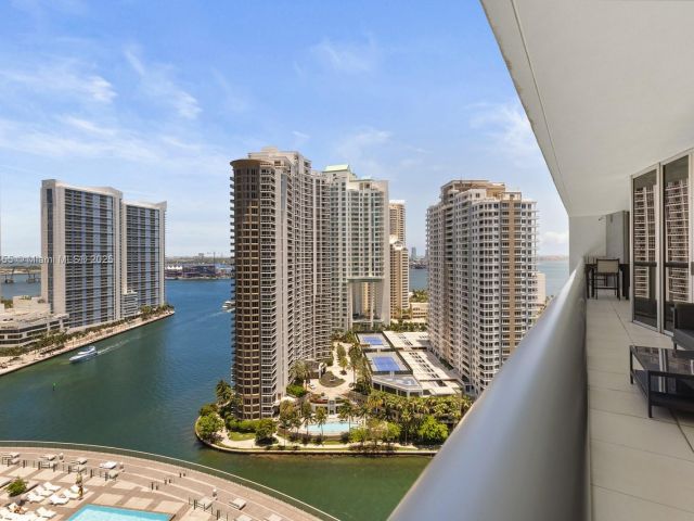 Продажа квартиры #2304 - фото 6120278