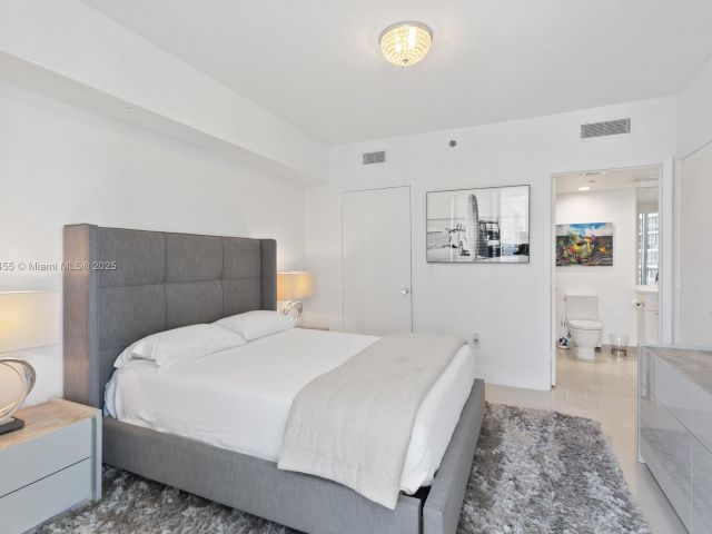 Продажа квартиры #2304 - фото 6120287