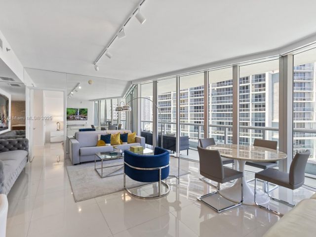 Продажа квартиры #2304 - фото 6120294