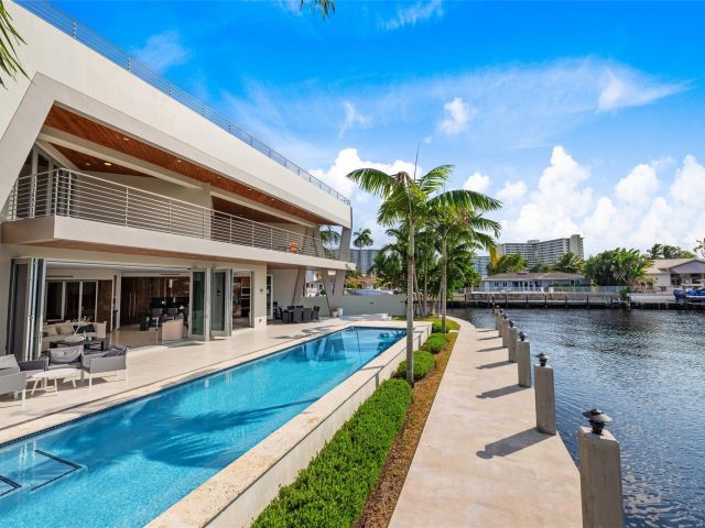 Дом в аренду по адресу 3300 NE 39th St - фото 6125049