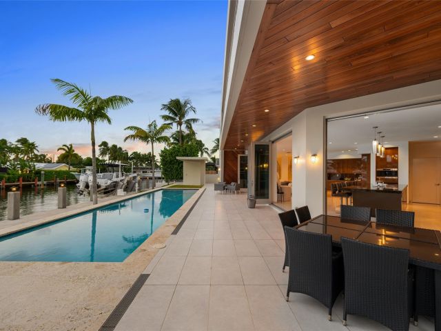 Дом в аренду по адресу 3300 NE 39th St - фото 6125050