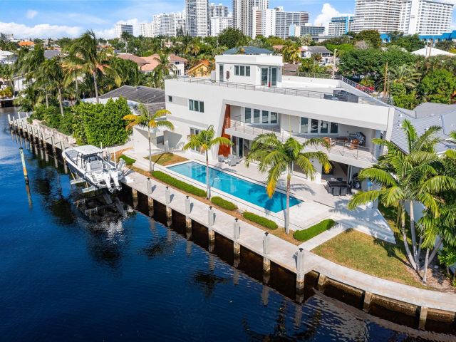 Дом в аренду по адресу 3300 NE 39th St - фото 6125054