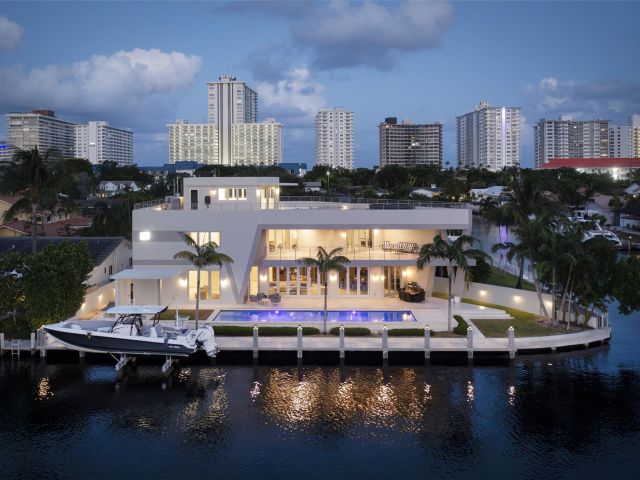 Дом в аренду по адресу 3300 NE 39th St - фото 6125056